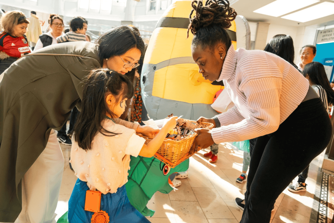 友好的波士顿万圣节活动pg电子中国网站亲子(图9) 友好的波士顿万圣节活动pg电子中国网站亲子(图9)